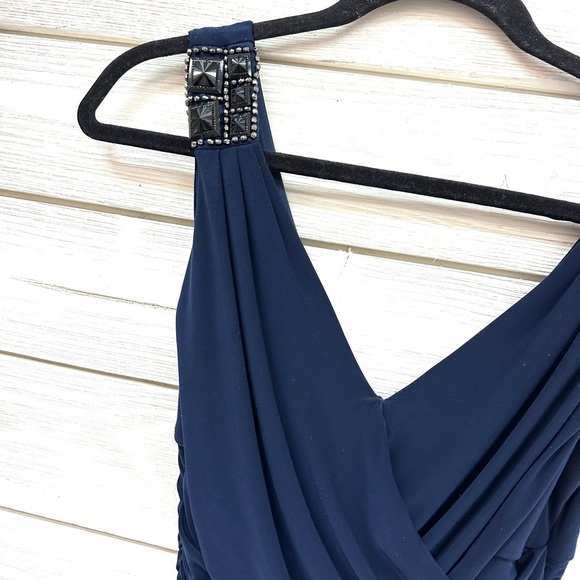 Windsor Blue Sheath Mini Dress V-Neck Sleeveless Cocktail - Picture 2 of 7